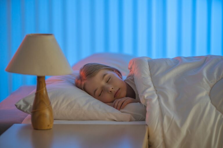 5 Best Strategies for Setting Kids Bedtime Boundaries